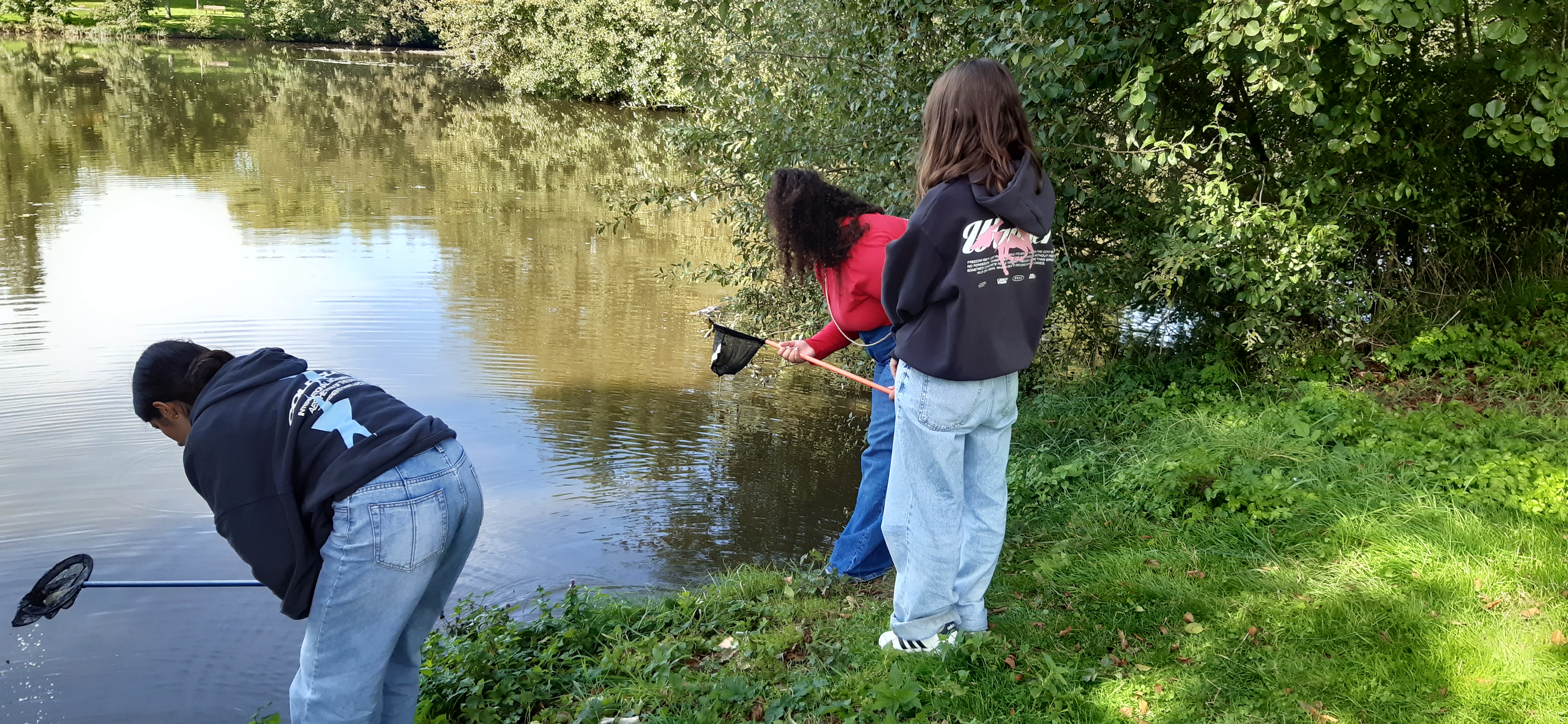 2025-11- lycee eau.jpg (3.87 MB)