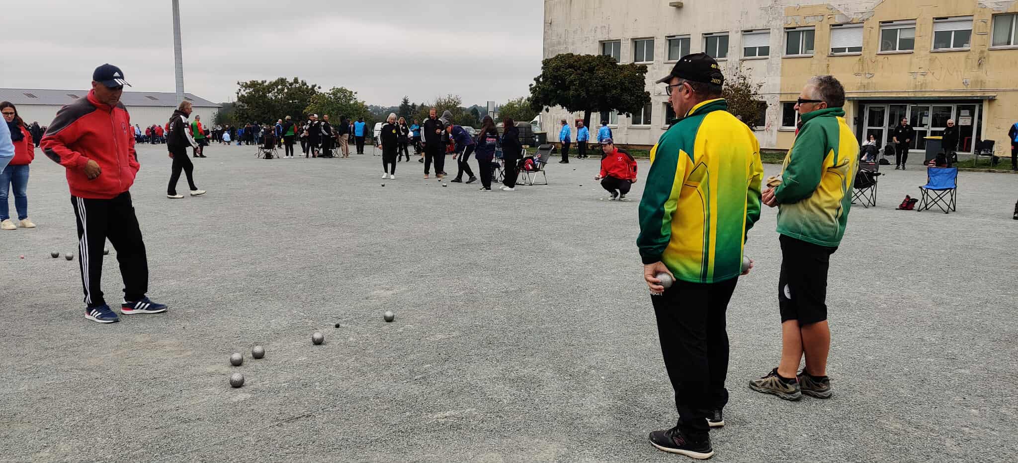 553477163_2321570638262926_1880325640978966818_n.jpg (208 KB)