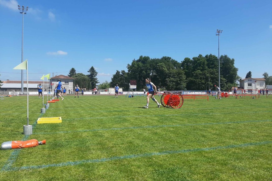 Une compétition sportive régionale des pompiers à Parthenay