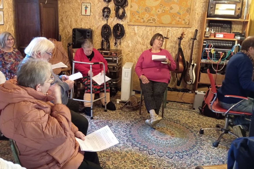 Séniors Papotent : les petites histoires individuelles écho de la grande Histoire