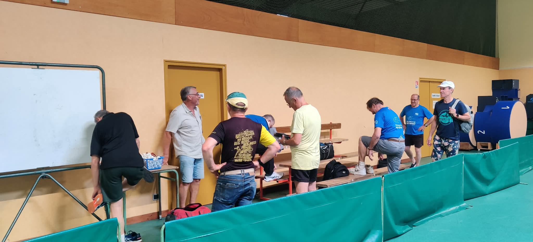 ping pong 2.jpg (149 KB)